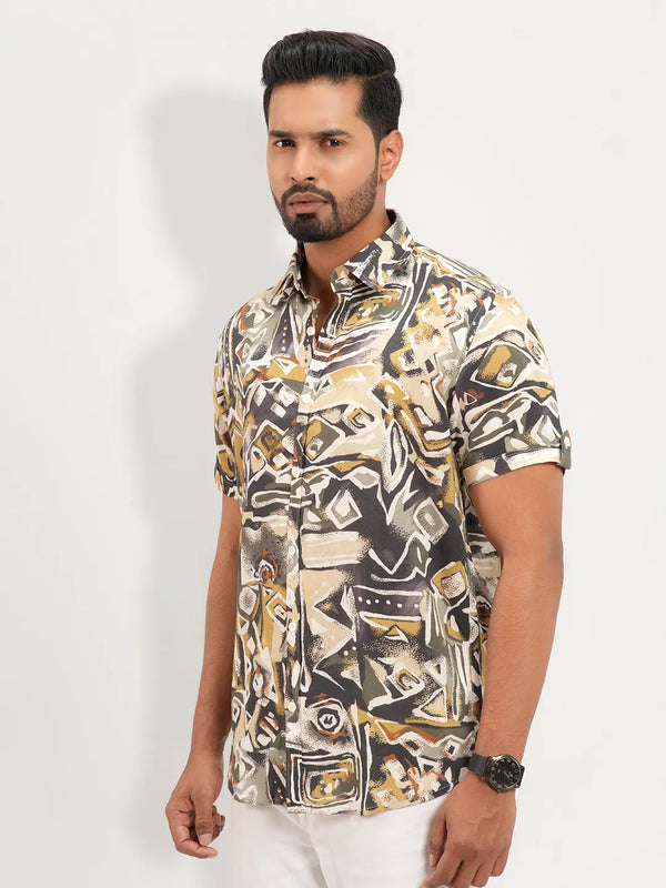 Men's Half  Sleeve Printed Casual  Shirt