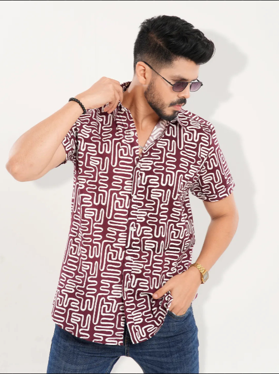 Men's Casual Short Sleeve Printed in Maroon Shirt